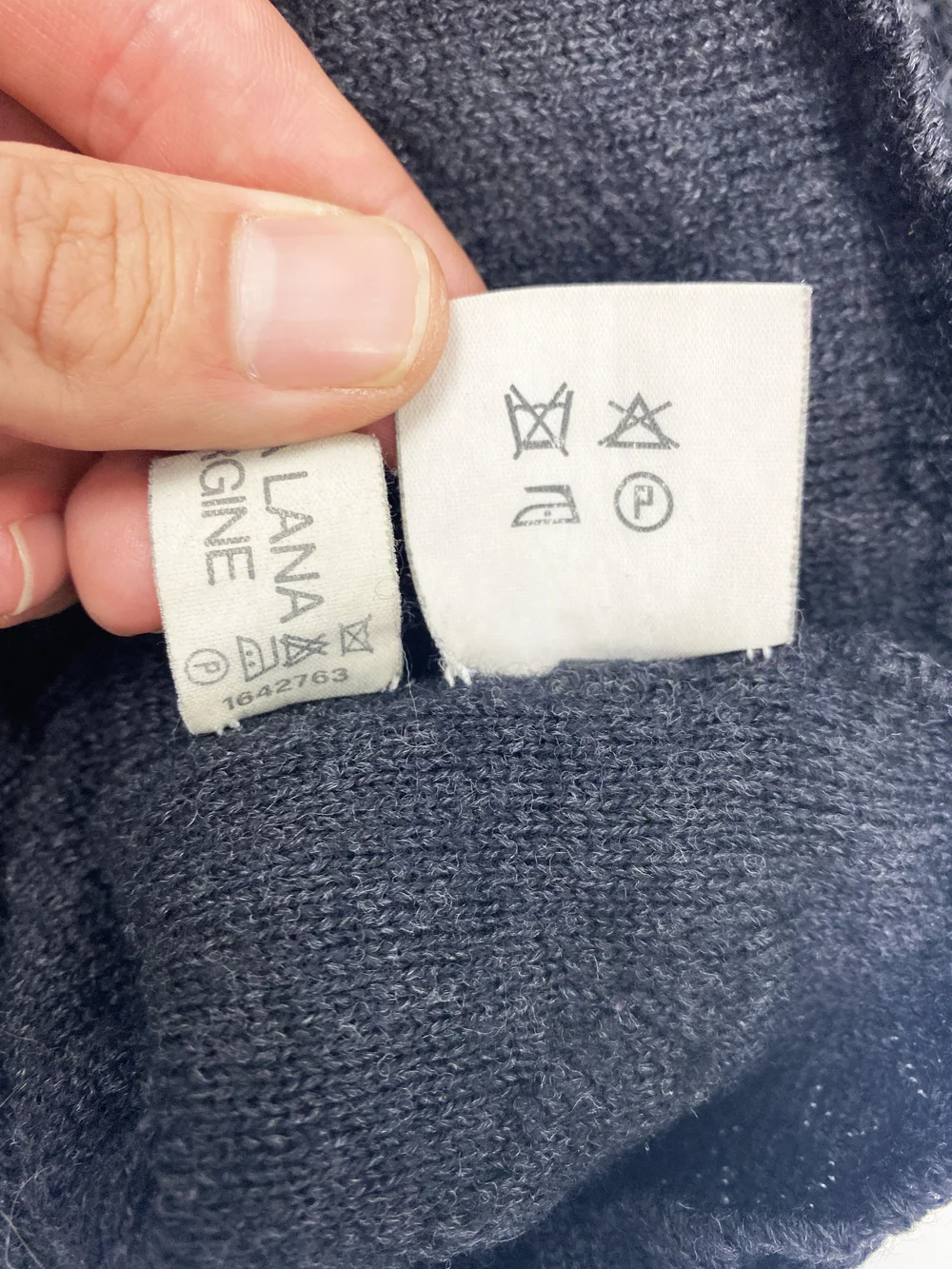 Maison Martin Margiela F/W 1993 shredded sweater — JAMES VELORIA